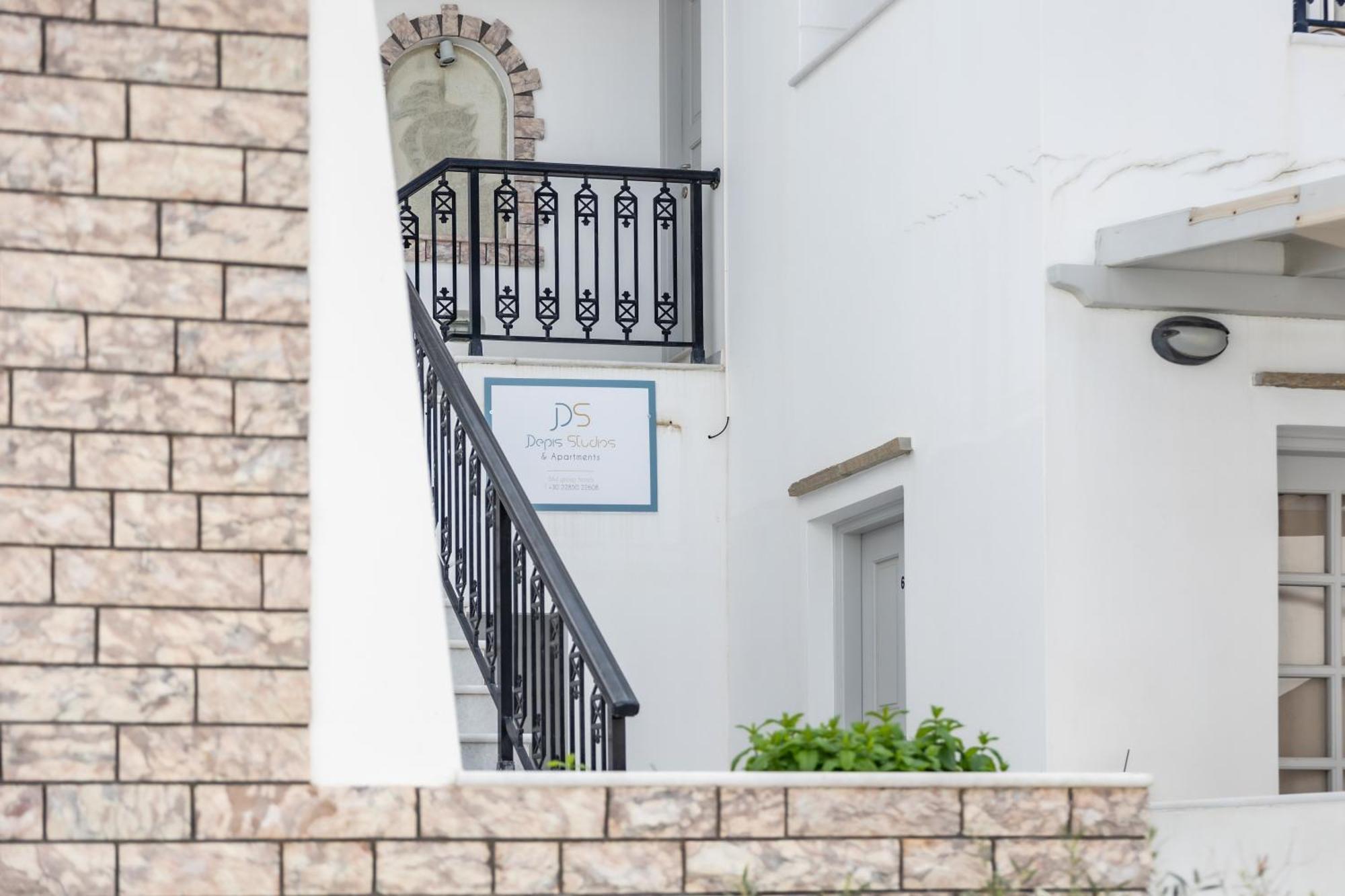 Depis Studios & Apartments Naxos City Exterior foto