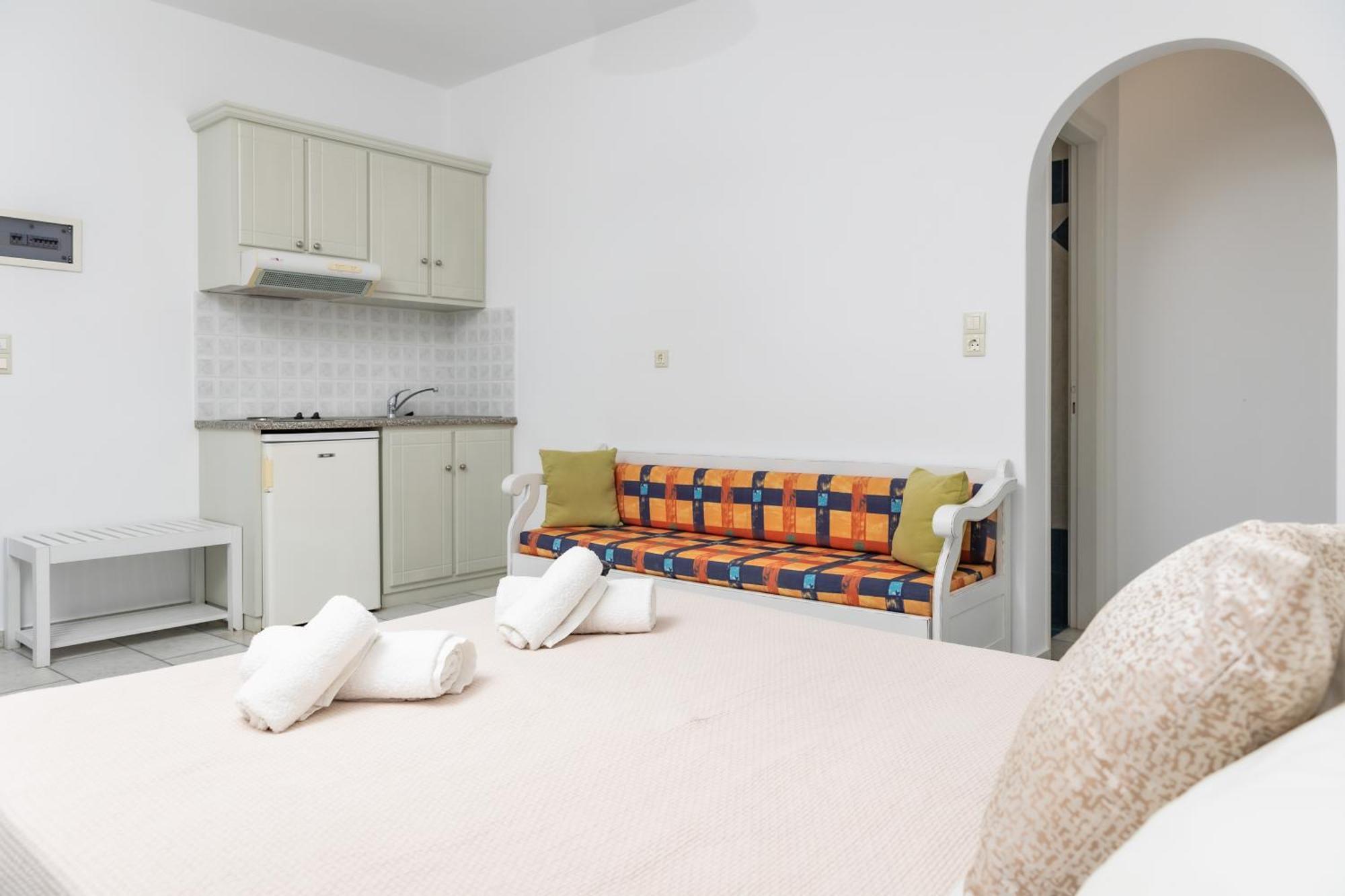 Depis Studios & Apartments Naxos City Exterior foto