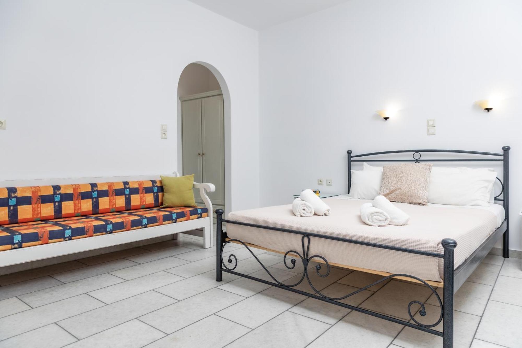 Depis Studios & Apartments Naxos City Exterior foto